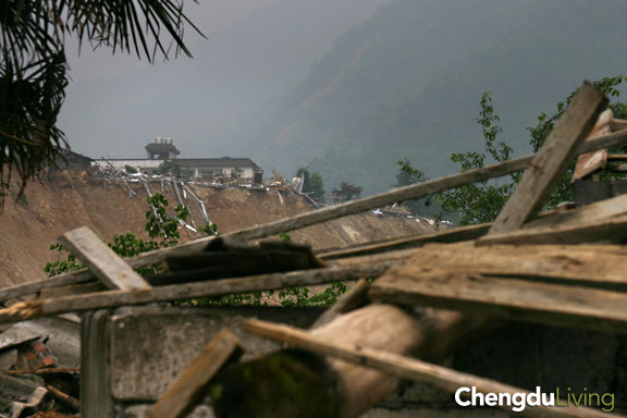 2008 Sichuan quake rubble